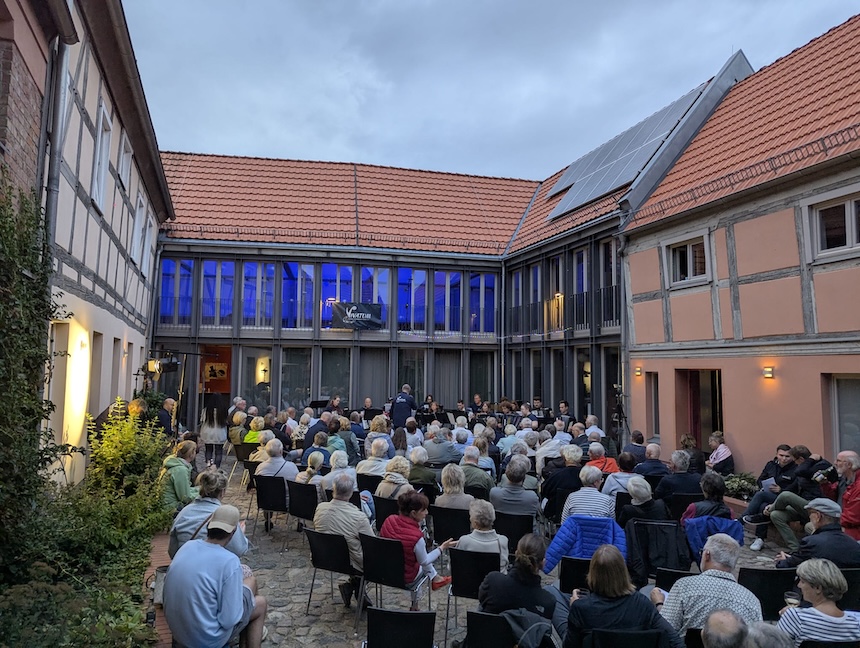 Foto vom Orchester im Engelschen Hof